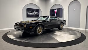 1976 Pontiac Trans Am With Numbers-Matching 400 V8 Highlights Classic Muscle Car Appeal