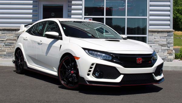 2019 Honda Civic Type R Is A True Hot Hatch