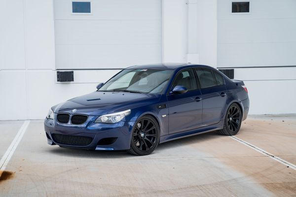 V10 With a Manual 2010 BMW E60 M5